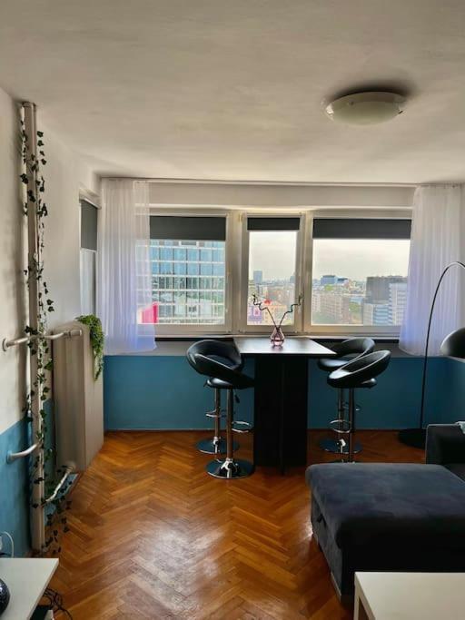 Apartment Blue Nest 2 Minuty Do Metro Centrum *